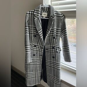 Stylish Houndstooth Trench Coat